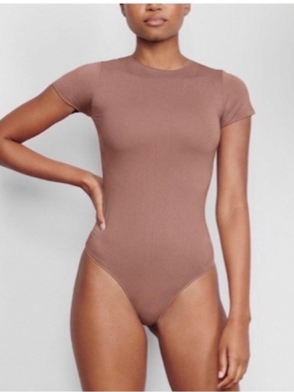 SKIMS Short Sleeve raw T-shirt Bodysuit in Taupe thong S/M
